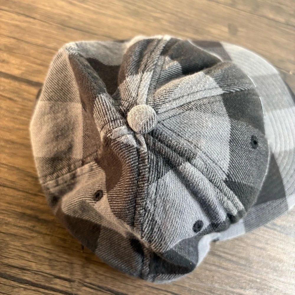 Element Skateboard Hat Men's Flexfit Plaid Gray Black Skateboard Cap OSFA Crowns